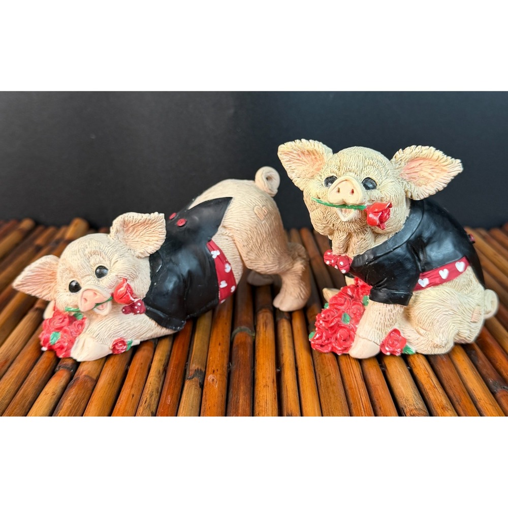 Kathy Wise Enesco Pig Figurines Pair 1996 Valentine Roses Sweet Pigs!  READ